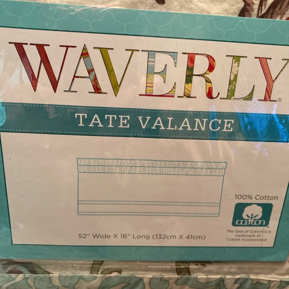 Window valance - Picture 2 of 5